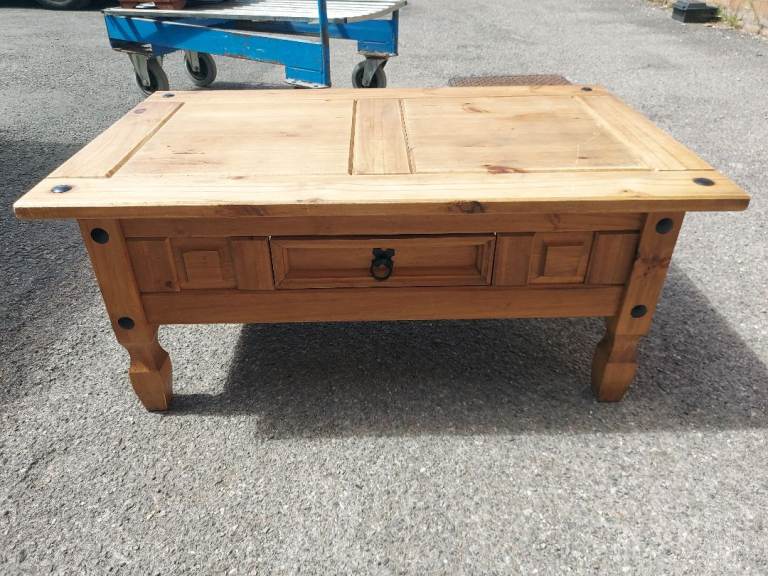 Solid wood coffee table with drawer