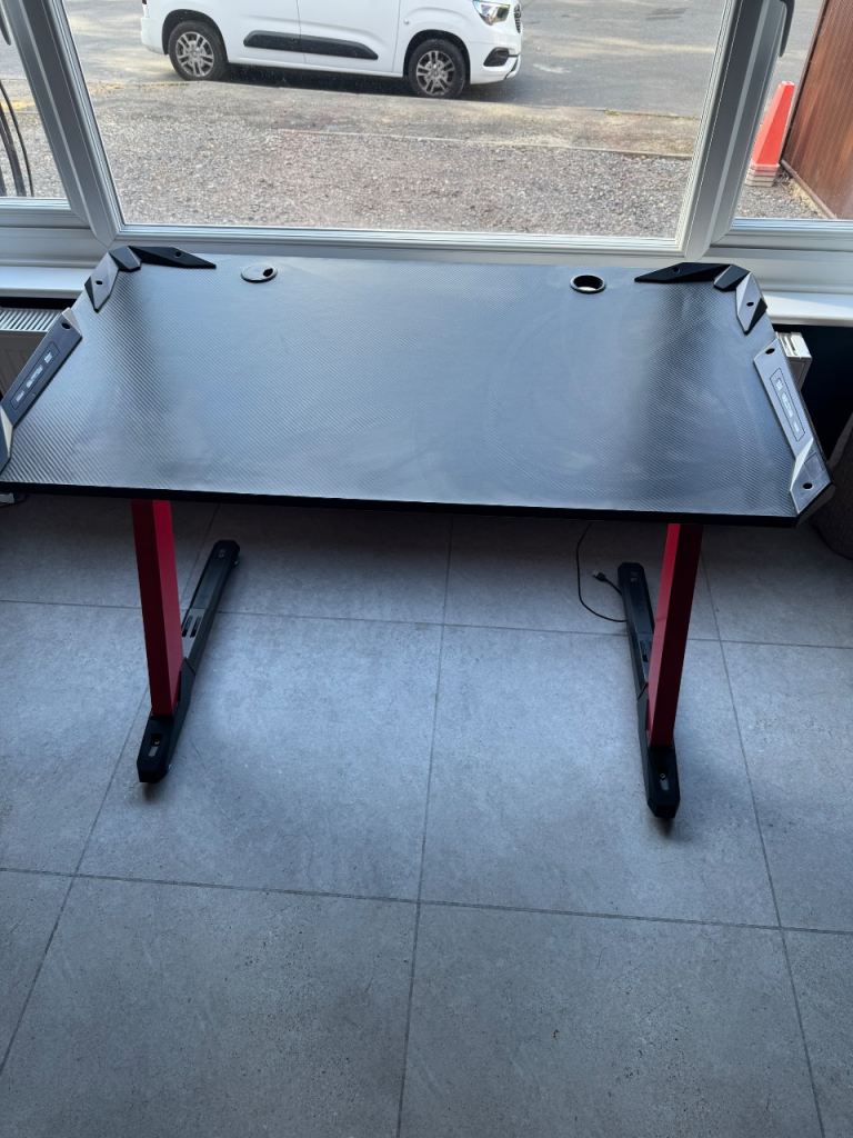 Xrocker gaming desk