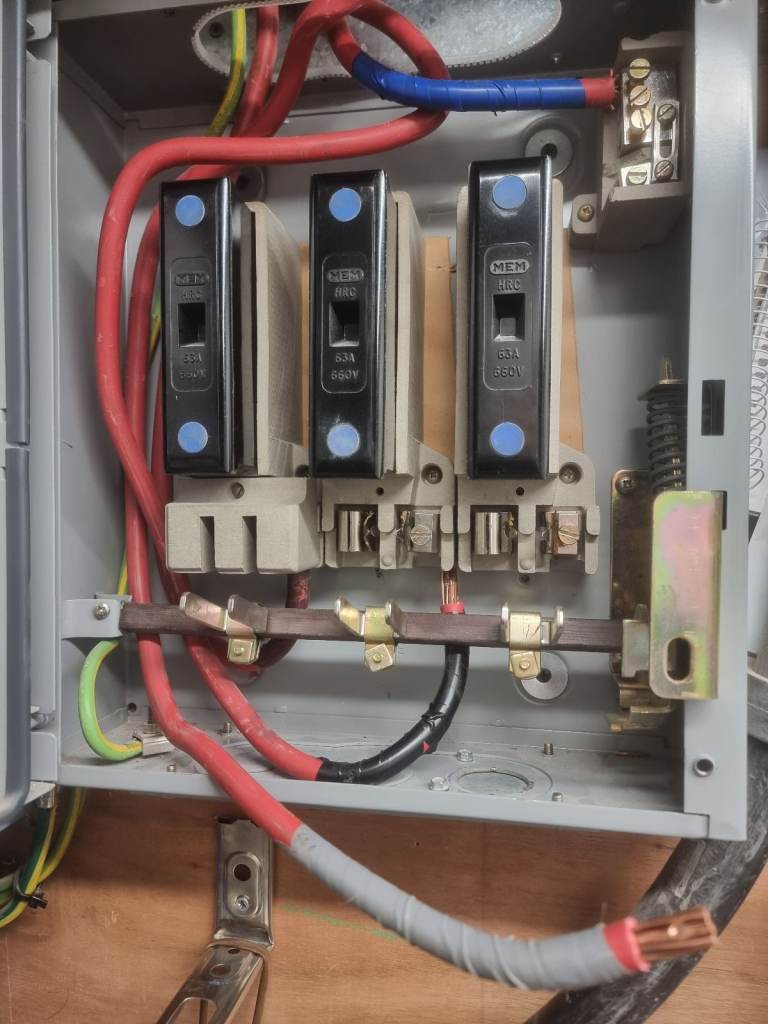 63A Metal isolator switch. 