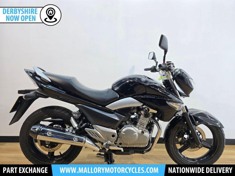 Suzuki Inazuma 250 Black 2013 - Twin Exhaust, Centre Stand - Lovely Condition