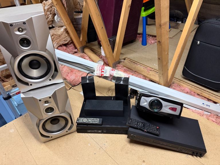 Karaoke System with Projector, Speakers and DVD Player