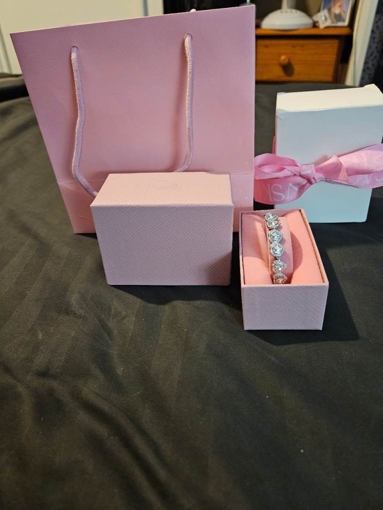 Brand new swarovski Arianna grande bracelet 
