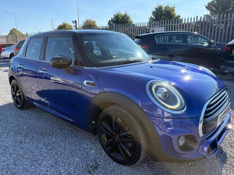 2019 MINI Hatch 1.5 Cooper Sport Euro 6 (s/s) 5dr HATCHBACK Petrol Manual