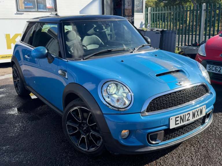 MINI Hatch 1.6 Cooper S Bayswater Euro 5 (s/s) 3dr Petrol Manual