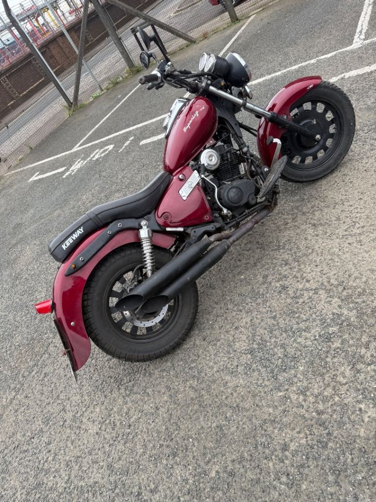 KEEWAY SUPERLIGHT 125 2017 7months mot 