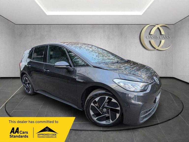 VOLKSWAGEN ID.3 Pro 58kWh Life Auto 5dr 2023