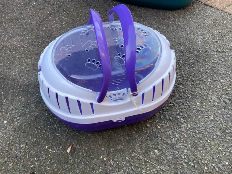 Small Animal Carrier 