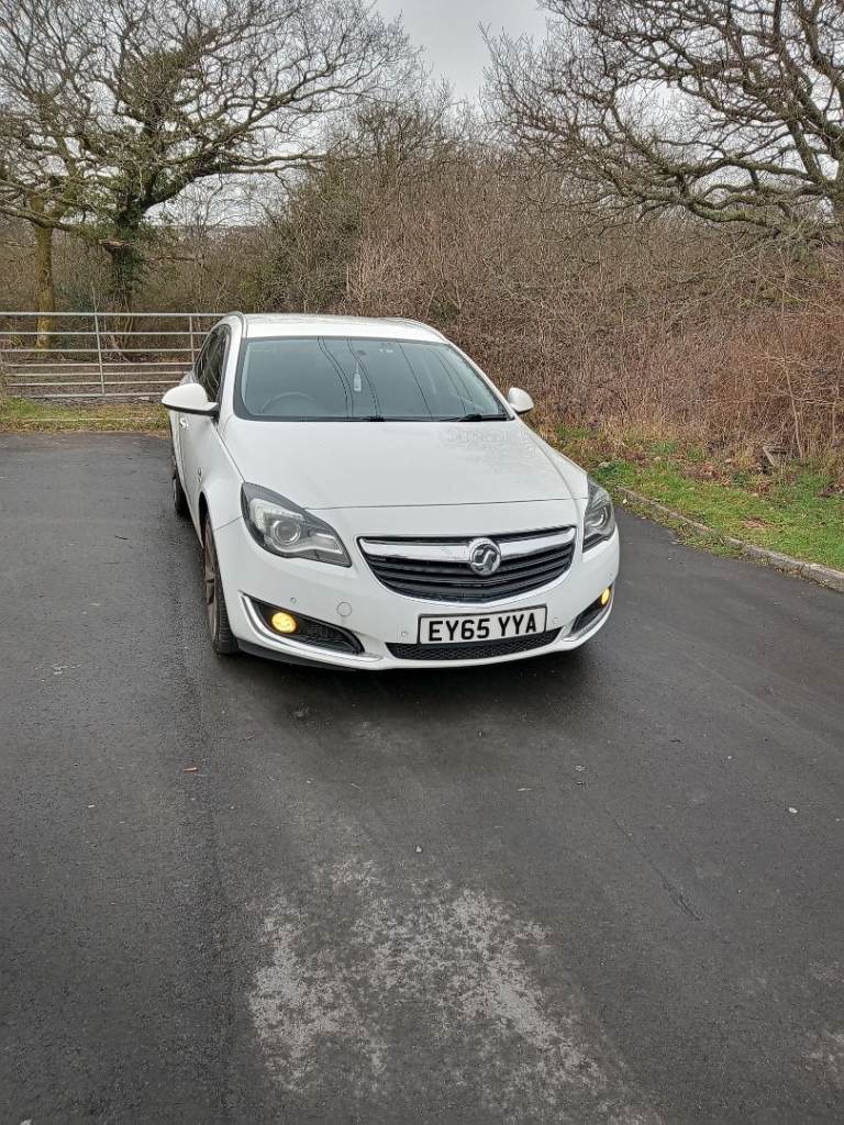 Insignia sri estate...needs repair 