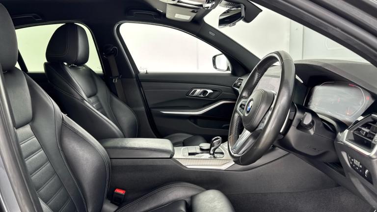 2019 BMW 3 Series 320d M Sport 4dr Step Auto SALOON DIESEL Automatic