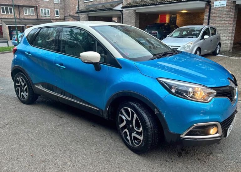 Renault, CAPTUR, Hatchback, 2014, Manual, 898 (cc), 5 doors