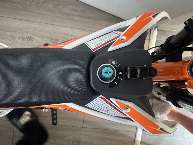 Neo outlaw 800w 36v electric motorbike 