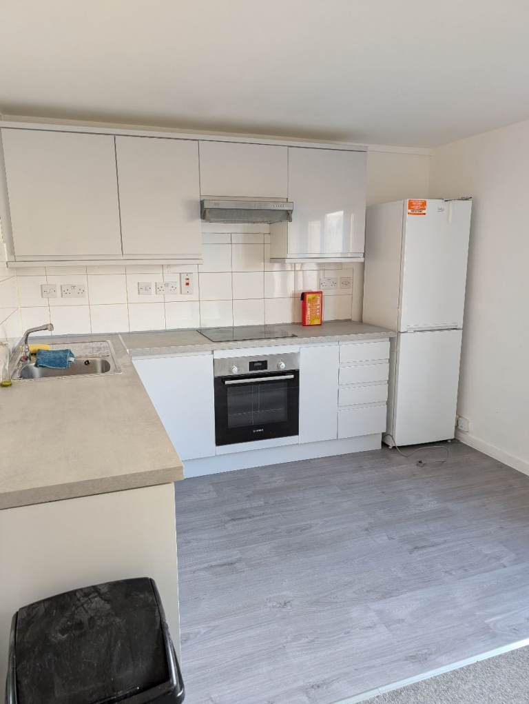 2 bedroom flat in Dagenham