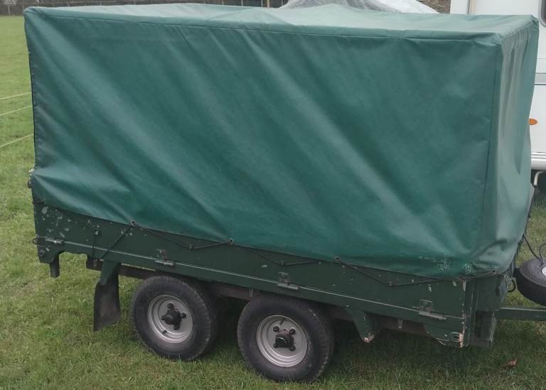 HIRE ME! 6x4 Caged/covered twin wheel box trailer hire 