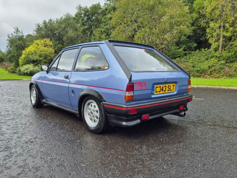 Ford fiesta Xr2 classic car retro escort rs turbo 