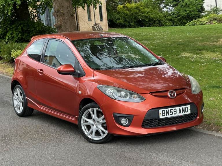 MAZDA 2 SPORT 1.5 PETROL MANUAL LOW MILEAGE 60,000 LONG M.O.T FULL SERVICE HISTORY 3DR ORANAGE