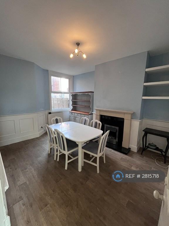 2 bedroom house in Redruth Street, Manchester, M14 (2 bed) (#2815718)
