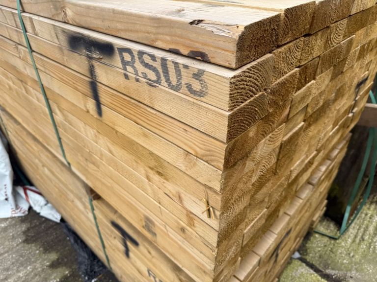 Timber rails c24 grade pressure treated green