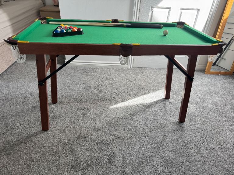 Pool Table 5ft foldable 