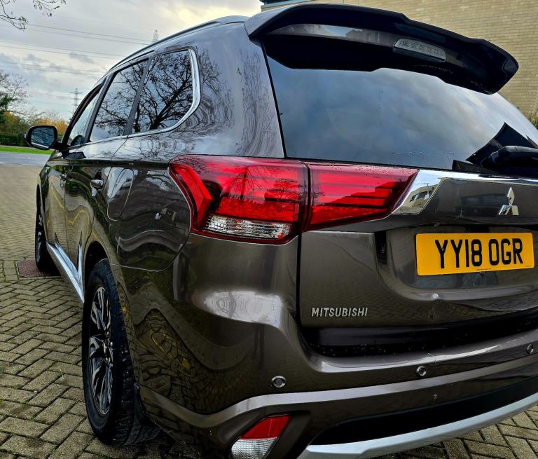 2018 Mitsubishi Outlander 2.0 PLUG-IN HYBRID 1YEAR MOT HPI CLEAR NEWLY SERVICED 3 MONTHS WARRANTY...