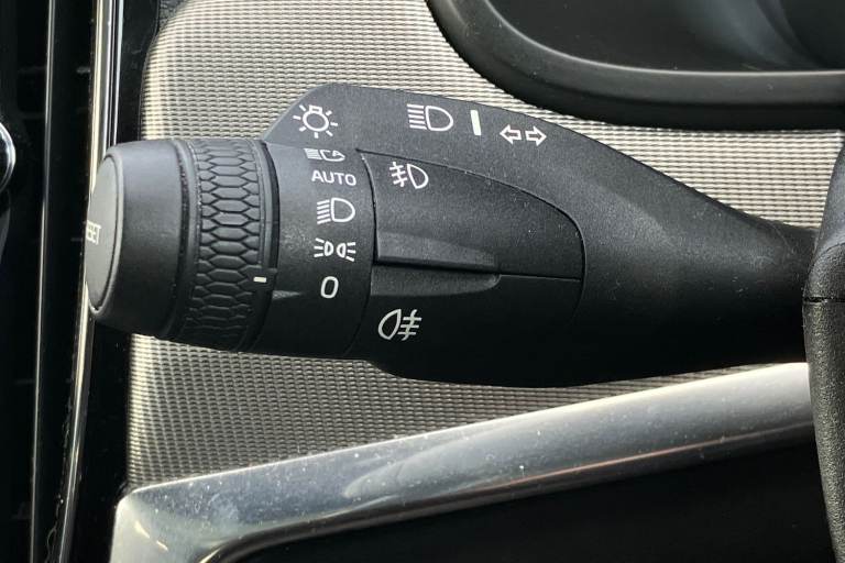 2018 Volvo V90 2.0 D4 R DESIGN 5dr Geartronic Estate DIESEL Automatic