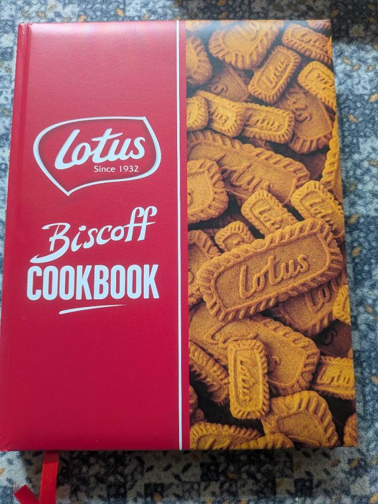 Lotus Biscoff Cook book Baking Birthday Gift Culinary Foodie