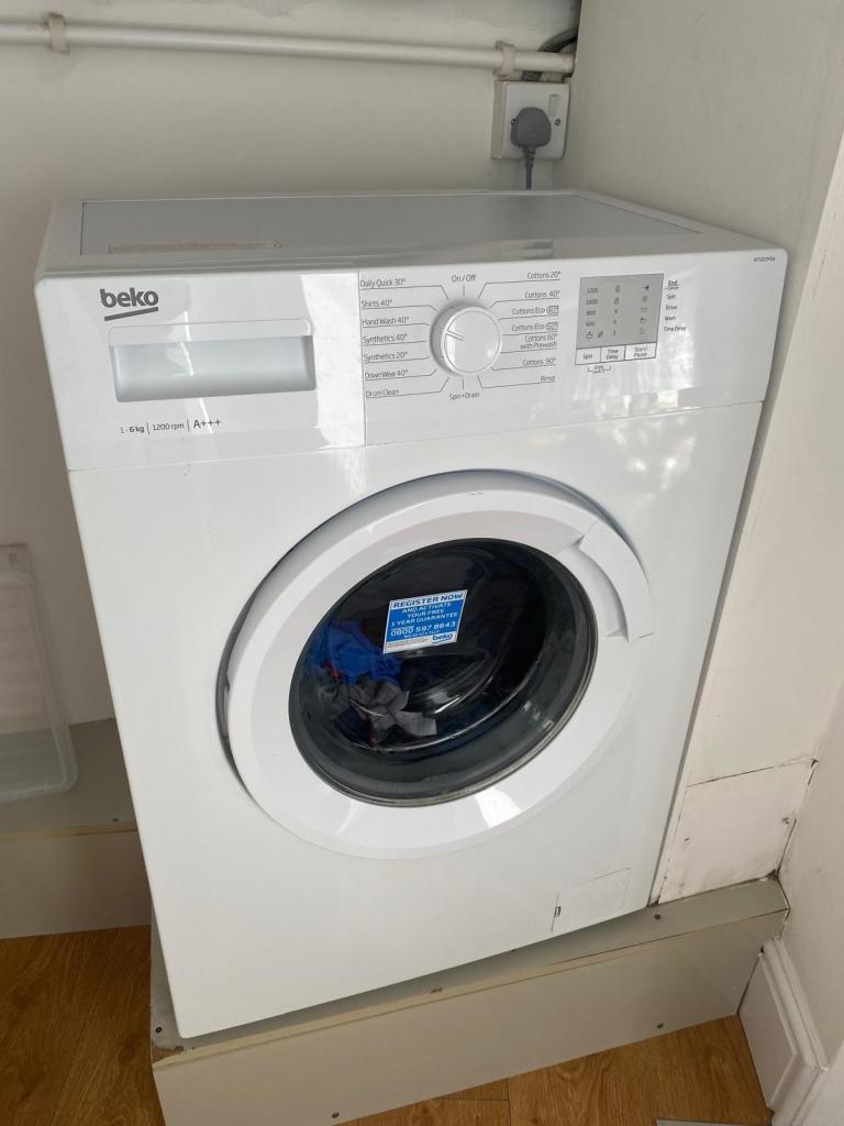 Beko Washing Machine – White, Good Condition