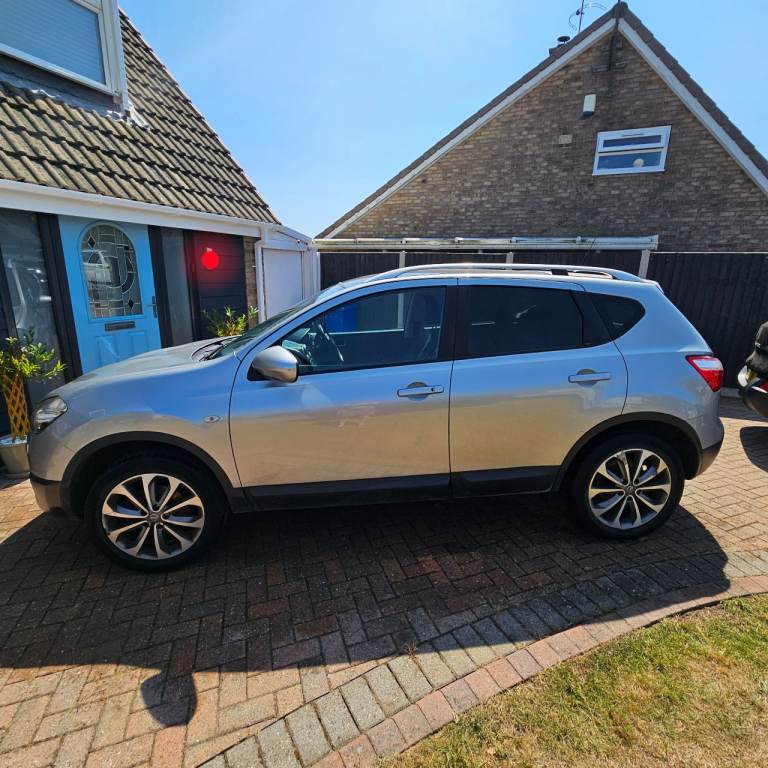 Nissan, QASHQAI, Hatchback, 2010, Manual, 1598 (cc), 5 doors
