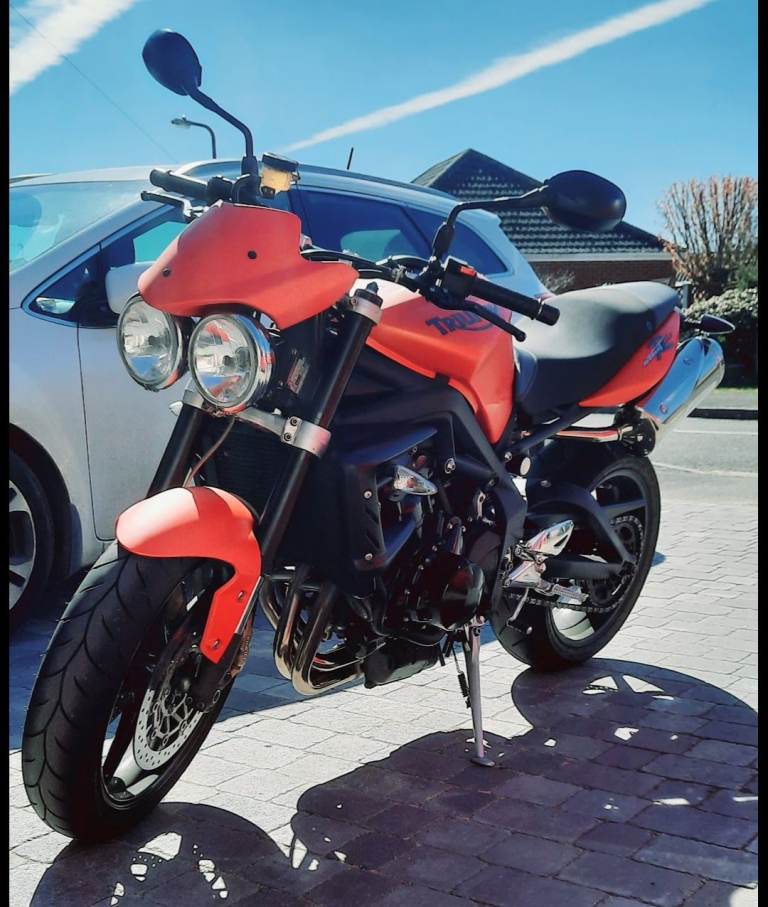 Triumph Street Triple 675R