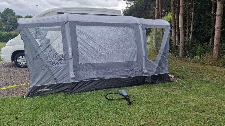 Outdoor revolution driveaway air awning and never used inner tent 210-255cm