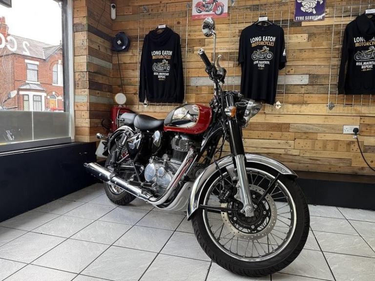 Royal Enfield Classic 350 0.0  Roadster/Retro 