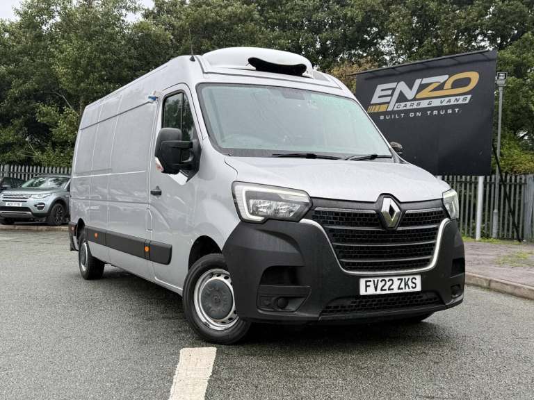 2022 Renault Master LM35dCi 135 Business Medium Roof Van PANEL VAN Diesel Manual