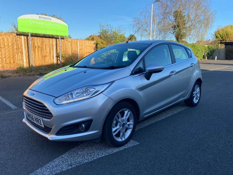 FORD FIESTA 1.0t ZETEC ECOBOOST   IN VGC NEW BELTS NEW SERVICE NEW MOT WARRANTY GIVEN  FSH