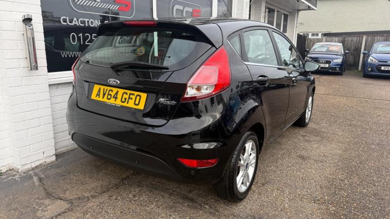 2014 Ford Fiesta 1.6 Zetec Powershift Euro 5 5dr HATCHBACK Petrol Automatic