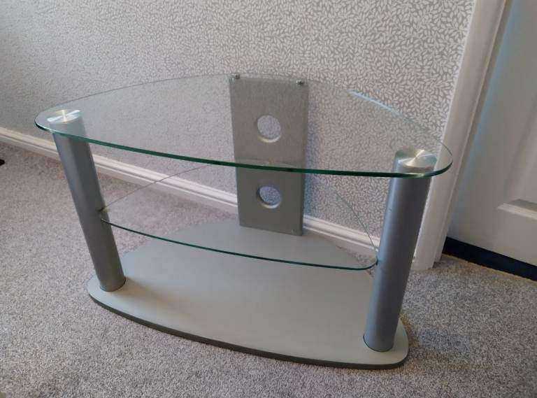 Glass TV Unit