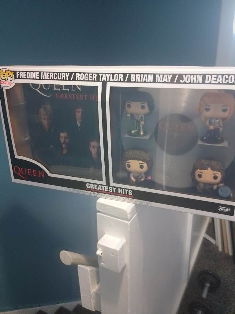 Queen greatest hits limited edition set funkopop