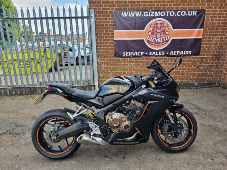 Honda CBR650 RA-N ‘2023’ Quickshifter/heated grips/tail tidy/new tyres