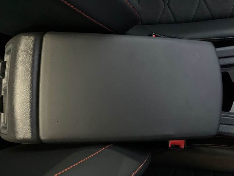 2025 SEAT Leon 1.5 TSI 150 FR Black Edition 5dr [DAP] Hatchback PETROL Manual