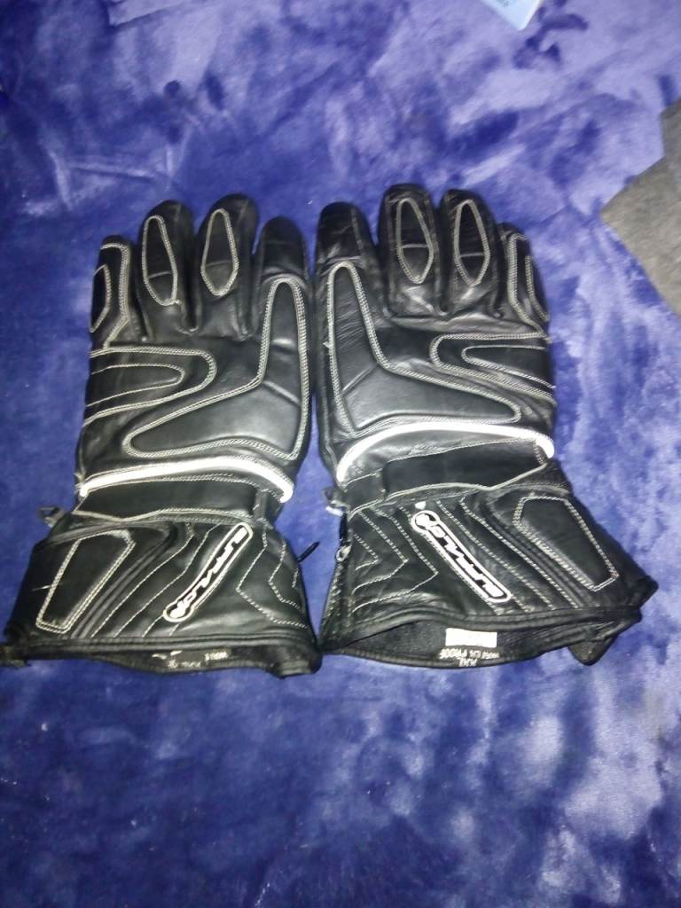 Buffalo Motorcycle Gloves.