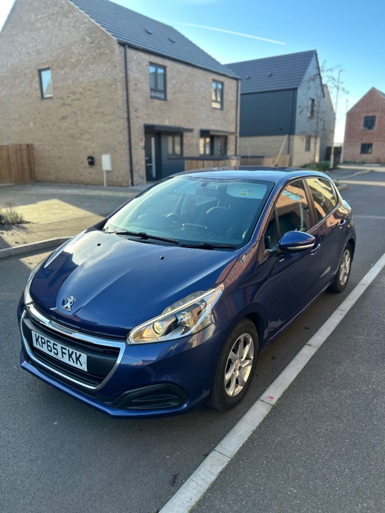 Peugeot, 208, Hatchback, 2015, Manual, 1199 (cc), 5 doors