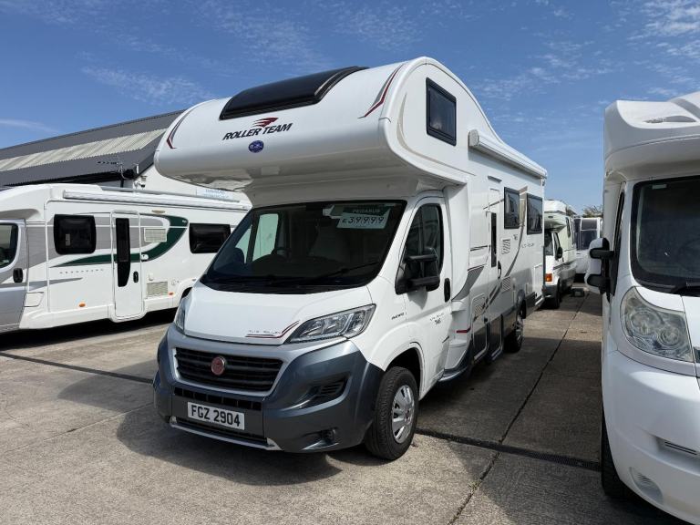 Roller Team Auto Roller 746 6 Berth Rear Lounge Overcab Double