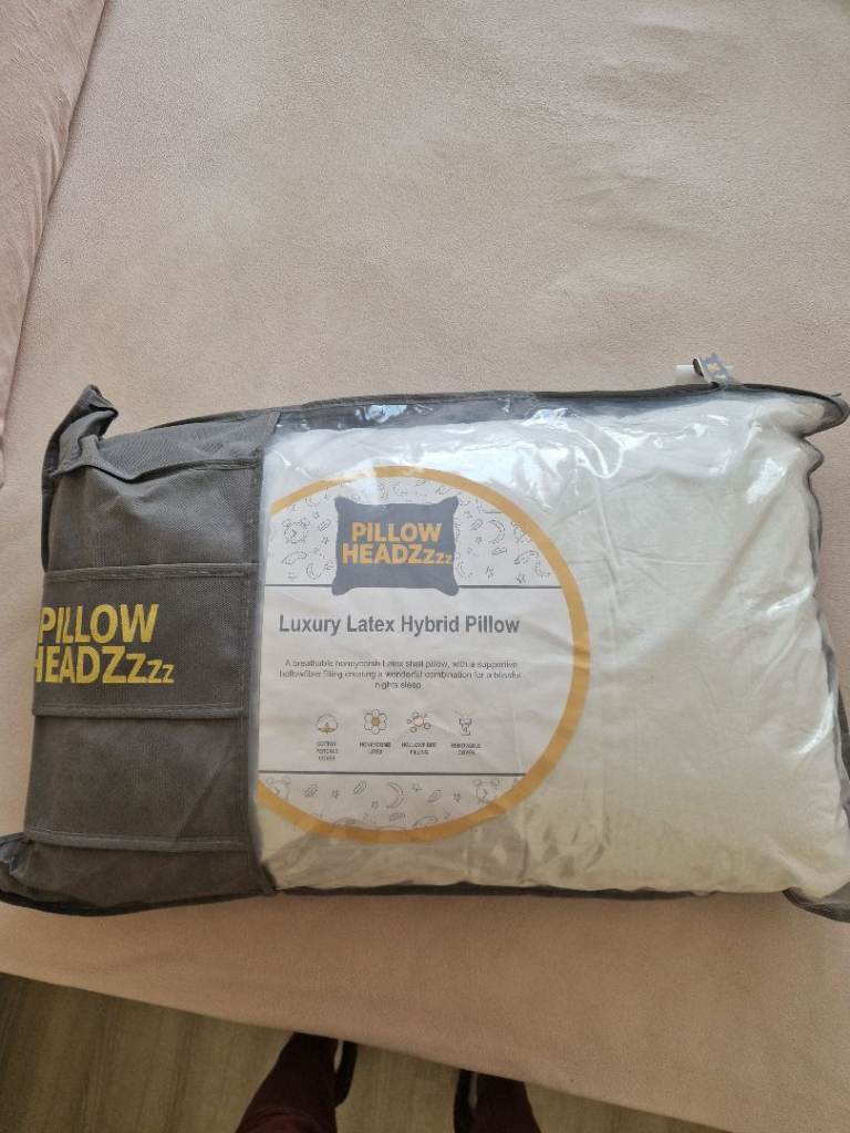 Pillow Headzzzz Luxury Latex Hybrid Pillow - New 