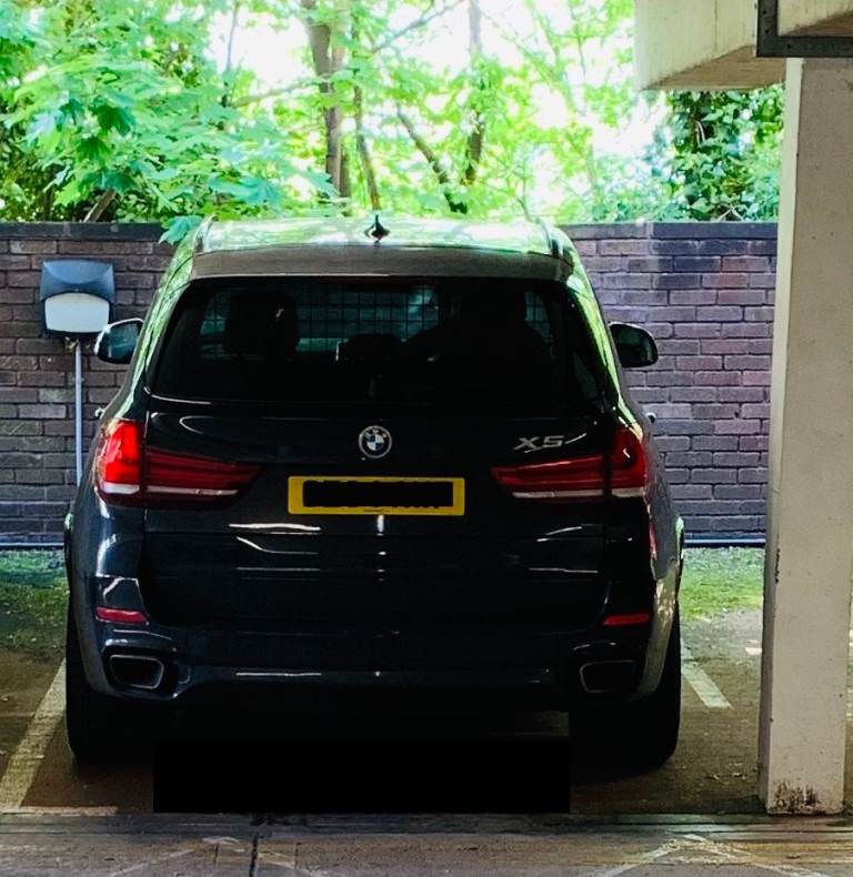 £175 Secure gated parking space within 1/3 mile of Bristol Royal Infirmary / Clifton Triangle