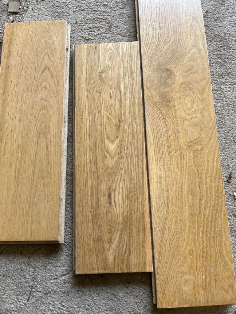 Engineered oak wood floor planks 