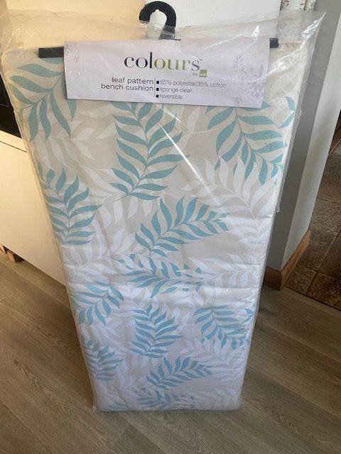 New Colours Leaf Pattern Bench Cushion – New, Unused