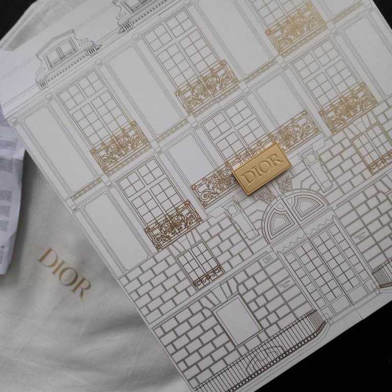 2023 DIOR TRUNK OF DREAMS BOX