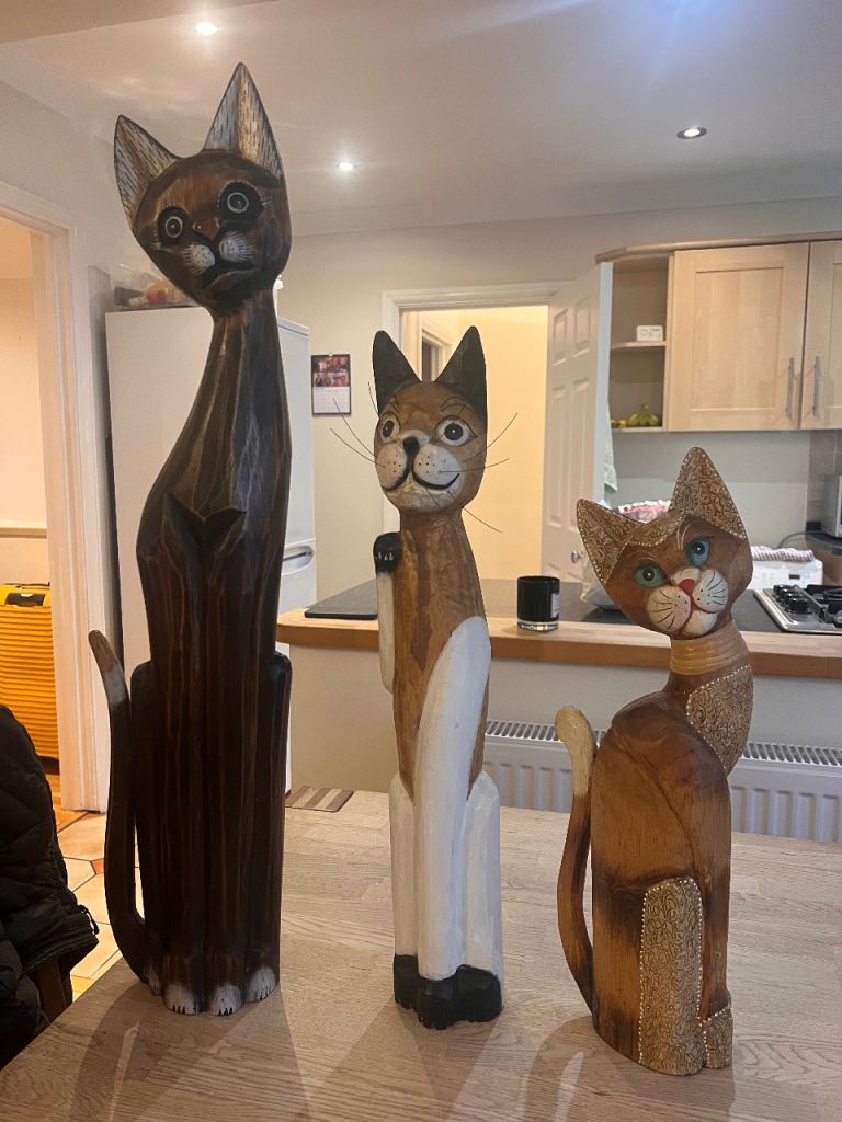 Wooden Cats 