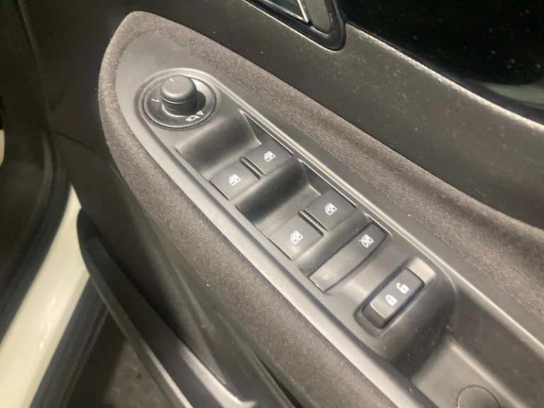 2019 Vauxhall Mokka X 1.4T ecoTEC Design Nav 5dr Manual Hatchback Petrol Manual