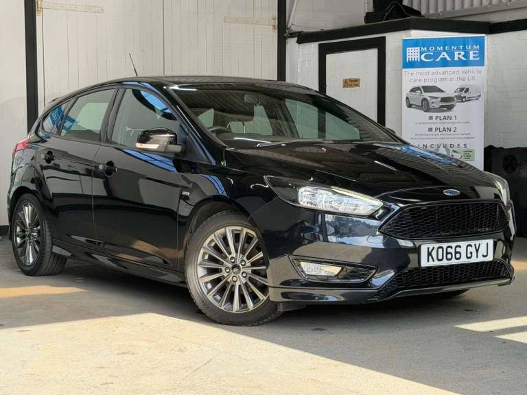 2017 Ford Focus 1.0T EcoBoost ST-Line Hatchback 5dr Petrol Manual Euro 6 (s/s) (125 ps) Hatchback...