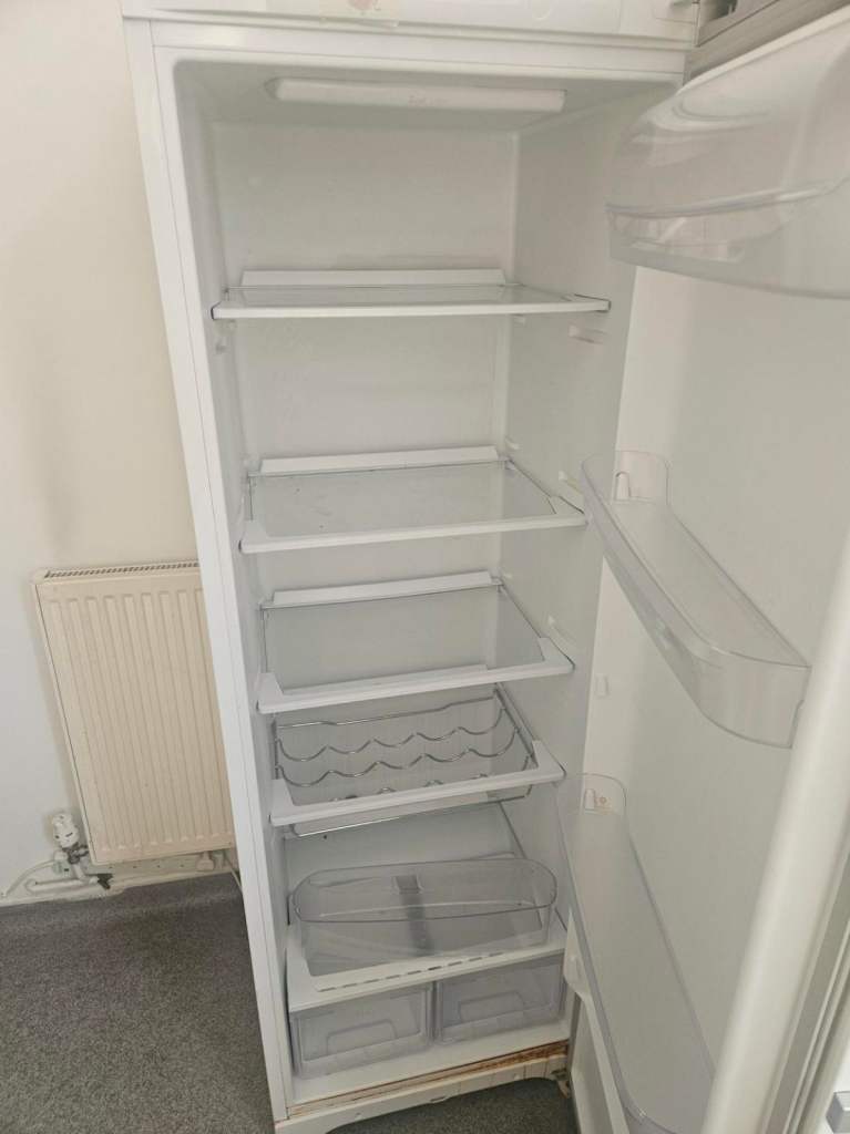 Free Standing Fridge - Used in good condition 