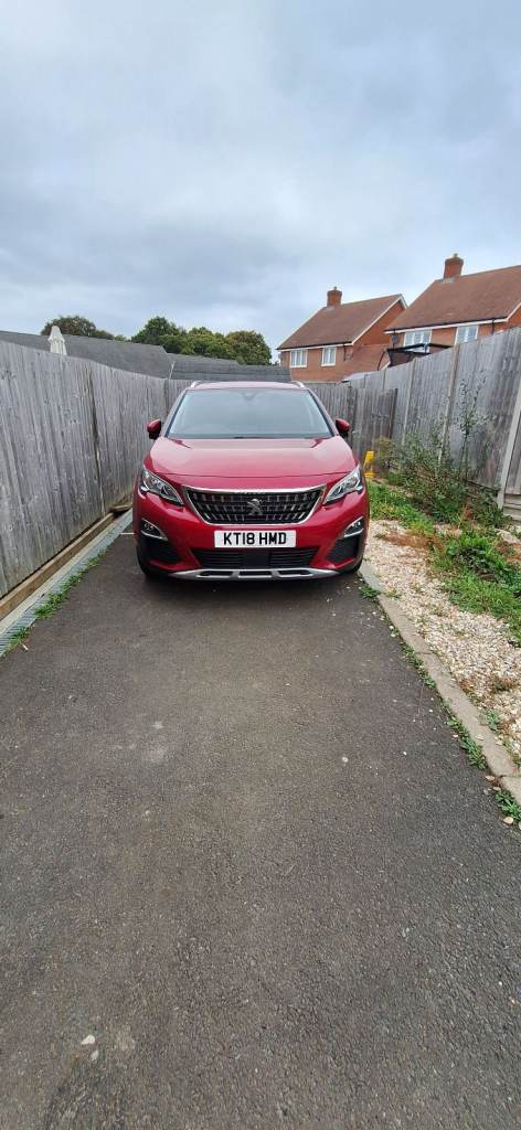 Peugeot, 3008, Hatchback, 2018, Semi-Auto, 1499 (cc), 5 doors